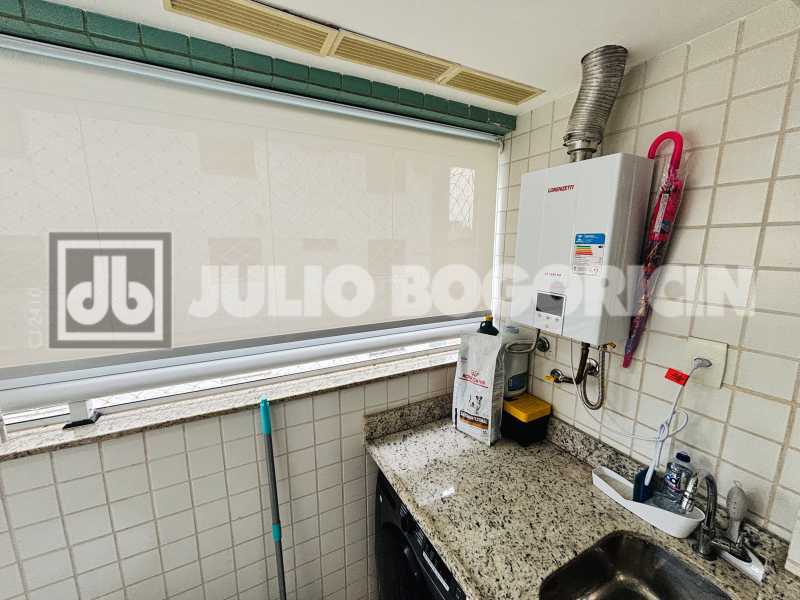 Conheça IMG_1320. do imóvel - Rua Araujo Pena, predio com infra estrutura completa, 2 quartos sendo 1 suíte, varanda, 1 vaga na escritura, Oportunidade!! - JBAP211294 - 21 IMG_1320. - 21