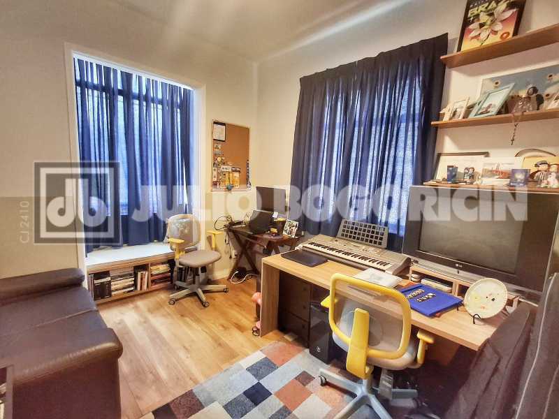 Conheça 20260918_141615. do imóvel - Lindíssimo apartamento, sala, 2 qts, 77M², totalmente reformado! Próximo Metrô S. Pena! - JBT207431 - 11 20260918_141615. - 11