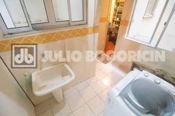 Ótima localização - COPACABANA - 176 m² | 4 QUARTOS | 2 SUÍTES | VAGA | VISTA MAR E CRISTO REDENTOR. - JBC48243 Ótima localização - COPACABANA - 176 m² | 4 QUARTOS | 2 SUÍTES | VAGA | VISTA MAR E CRISTO REDENTOR. - JBC48243