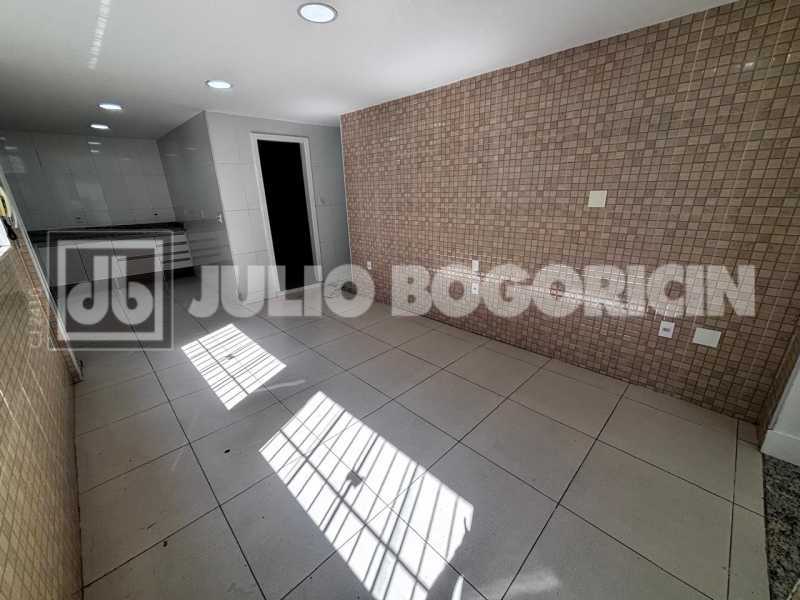 Conheça WhatsApp Image 2026-09-29 at 1 do imóvel - Casa de Vila Linear - 3 quartos (2 suites) - Toda reformada - terraço e vaga coberta - Entrar e morar - JBM608546 - 16 WhatsApp Image 2026-09-29 at 1 - 16