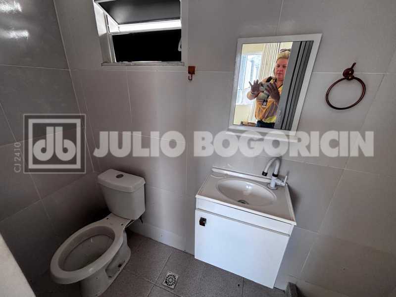 Conheça WhatsApp Image 2026-09-29 at 1 do imóvel - Casa de Vila Linear - 3 quartos (2 suites) - Toda reformada - terraço e vaga coberta - Entrar e morar - JBM608546 - 30 WhatsApp Image 2026-09-29 at 1 - 30
