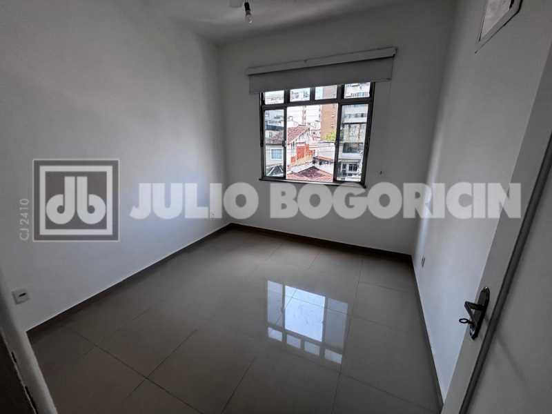 Conheça WhatsApp Image 2026-10-01 at 1 do imóvel - Apartamento a venda - Todo reformado - Condomínio R$ 350,00 com elevador - Oportunidade - JBM223848 - 6 WhatsApp Image 2026-10-01 at 1 - 6
