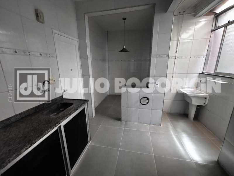 Conheça WhatsApp Image 2026-10-01 at 1 do imóvel - Apartamento a venda - Todo reformado - Condomínio R$ 350,00 com elevador - Oportunidade - JBM223848 - 16 WhatsApp Image 2026-10-01 at 1 - 16