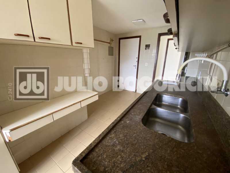 Conheça 28. do imóvel - Barra da Tijuca- Apartamento de 117m² com 3 quartos/2 vagas-Clube Privativo-Condomínio Mandala! - JBBO3023 - 28 28. - 28