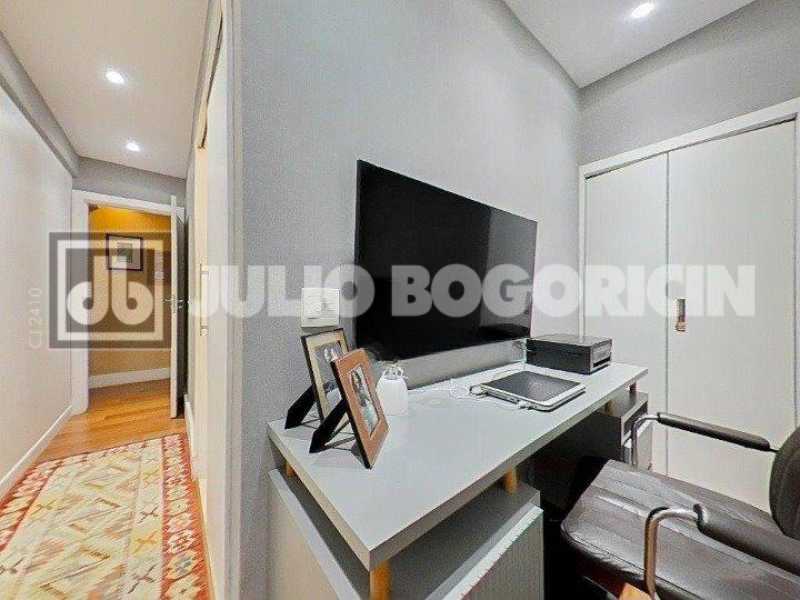11 Apartamento a Venda de 3 qu - 11