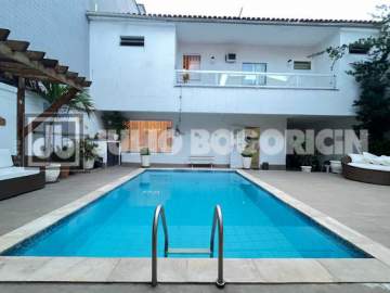 Ilha do Governador - Jardim Guanabara - Casa Duplex - Quebra Coco - Piscina - Churrasqueira - Área Gourmet - 4 Quartos - Dependência - 3 Vagas de Garagem - Julio Bogoricin - JBI66179