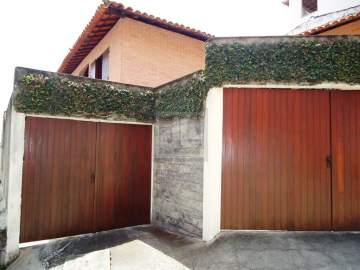 VENDA. MONSENHOR BATTISTONI. CASA QUATRO QUARTOS QUINTAL PISCINA GARAGEM PARA CINCO CARROS. OPORTUNIDADE. - JBAP62388