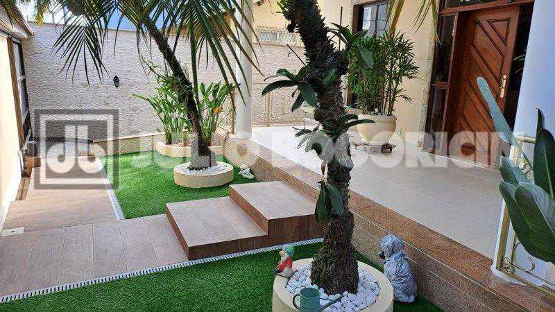 27JardimCariocaTeodoroBragaMan - 27