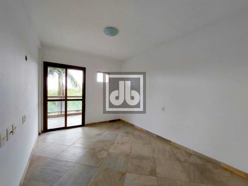 04JBRB317792 - 4