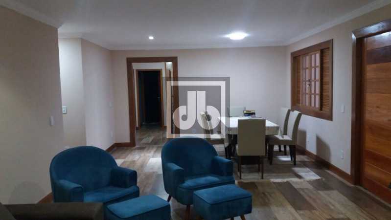 12JBRB694906 - 12