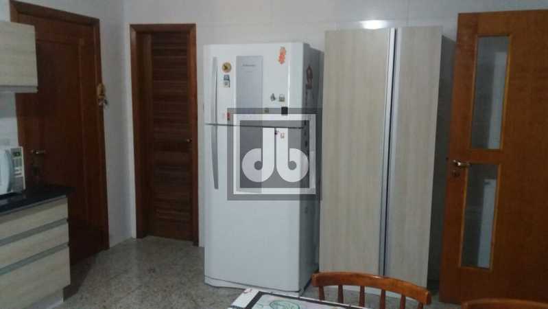 18JBRB694906 - 18