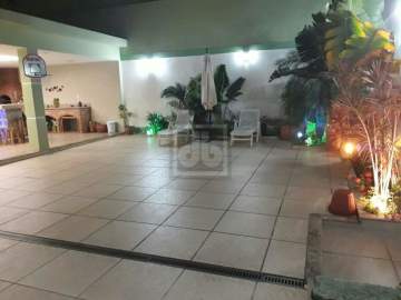 Casa a venda em Engenho de Dentro - Casa estilo mansão - 3 suítes - 2 banheiros - Vagas - sauna - churrasqueira - quintal - Julio Bogoricin - JBM605606
