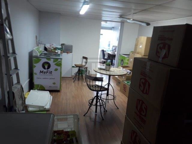 Conheça FOTO_10 do imóvel - INVESTIMENTO COMERCIAL LOCALIZAÇÃO PERFEITA! PARA INVESTIDORES - BOX COM INQUILINO CONTRATO AINDA EM VIGÊNCIA. RUA DAS LARANJEIRAS - EXCELENTE LOCALIZAÇÃO - MEZANINO - INVENTÁRIO EM ANDAMENTO. - JBF71061 - 10 FOTO_10 - 10