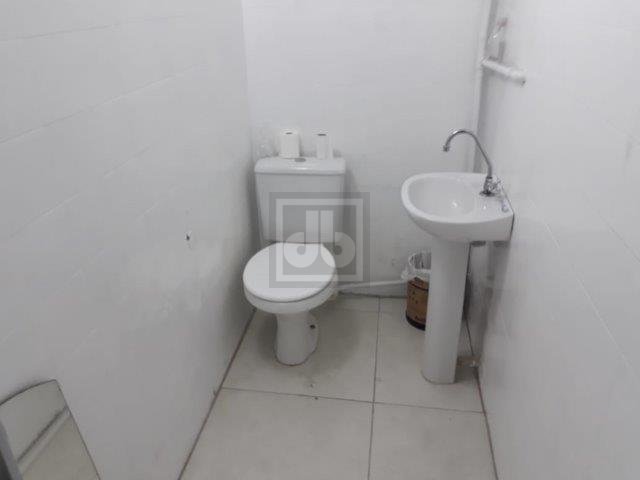 Conheça FOTO_13 do imóvel - INVESTIMENTO COMERCIAL LOCALIZAÇÃO PERFEITA! PARA INVESTIDORES - BOX COM INQUILINO CONTRATO AINDA EM VIGÊNCIA. RUA DAS LARANJEIRAS - EXCELENTE LOCALIZAÇÃO - MEZANINO - INVENTÁRIO EM ANDAMENTO. - JBF71061 - 13 FOTO_13 - 13