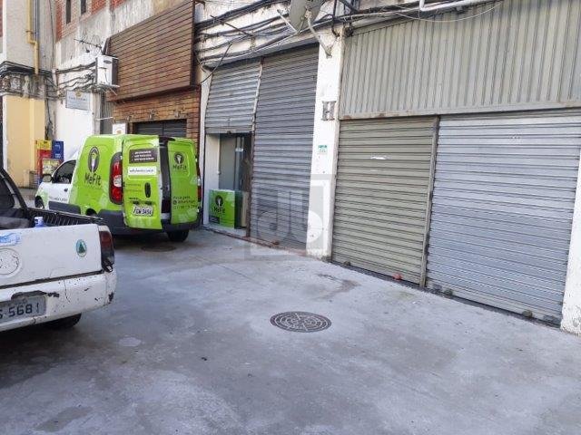 Conheça FOTO_3 do imóvel - INVESTIMENTO COMERCIAL LOCALIZAÇÃO PERFEITA! PARA INVESTIDORES - BOX COM INQUILINO CONTRATO AINDA EM VIGÊNCIA. RUA DAS LARANJEIRAS - EXCELENTE LOCALIZAÇÃO - MEZANINO - INVENTÁRIO EM ANDAMENTO. - JBF71061 - 3 FOTO_3 - 3