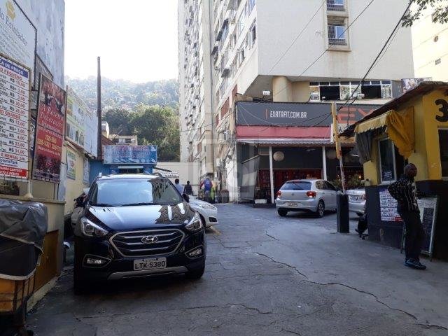 Conheça FOTO_4 do imóvel - INVESTIMENTO COMERCIAL LOCALIZAÇÃO PERFEITA! PARA INVESTIDORES - BOX COM INQUILINO CONTRATO AINDA EM VIGÊNCIA. RUA DAS LARANJEIRAS - EXCELENTE LOCALIZAÇÃO - MEZANINO - INVENTÁRIO EM ANDAMENTO. - JBF71061 - 4 FOTO_4 - 4