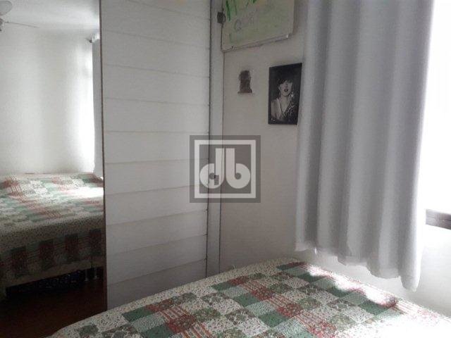 Conheça FOTO_16 do imóvel - BARRA DA TIJUCA - JARDIM OCEÂNICO - AGENDE SUA VISITA BELO APARTAMENTO - 4 QUARTOS (1 SUÍTE) 2 VAGAS DE GARAGEM E BOX - JBB48846 - 16 FOTO_16 - 16