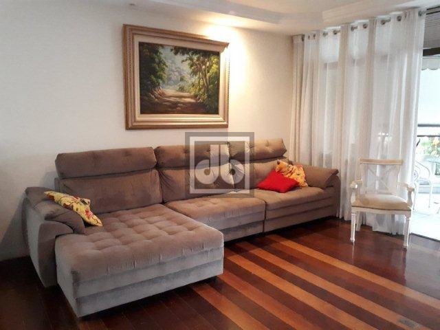 Conheça FOTO_2 do imóvel - BARRA DA TIJUCA - JARDIM OCEÂNICO - AGENDE SUA VISITA BELO APARTAMENTO - 4 QUARTOS (1 SUÍTE) 2 VAGAS DE GARAGEM E BOX - JBB48846 - 3 FOTO_2 - 3