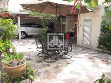 Ilha do Governador - Jardim Guanabara - Casa - Á Venda - Varanda - Salão - 6 Quartos - Suíte - Dependências - 5 Vagas de Garagem - Julio Bogoricin - JBI65745