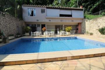 Ilha do Governador - Jardim Guanabara - Casa Duplex - Á Venda - Piscina - Área Gourmet - Varandão - Salão - 4 Quartos - 4 Suítes - Apartamento de Hospedes (2 Quartos ) - 5 Vagas de Garagem - Julio Bogoricin - JBI60618