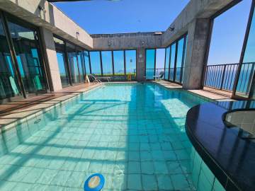 Ipanema- Residencial luxuoso, junto praia de Ipanema- varanda- 2 quartos- garagem- infraestrutura - JBIPA21378