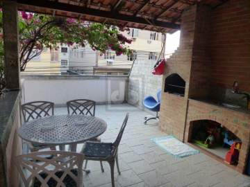 Imperdível - Casa- Quintal - 4 Quartos - Garagem - 324m² - JBM605660