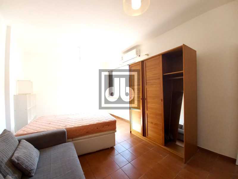 Conheça a9cc35fd-9a4a-4970-a3ce-8212bc do imóvel - RUA SENADOR VERGUEIRO - FUNDOS E SILENCIOSO - AMPLO QUARTO E SALA - ÁREA DE SERVIÇO - 62M² NO IPTU - ANDAR ALTO - JBF15769 - 15 a9cc35fd-9a4a-4970-a3ce-8212bc - 15