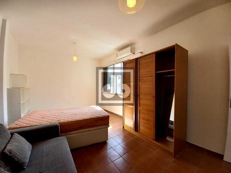 Conheça b3fa24b5-e167-40ca-a26c-7c9786 do imóvel - RUA SENADOR VERGUEIRO - FUNDOS E SILENCIOSO - AMPLO QUARTO E SALA - ÁREA DE SERVIÇO - 62M² NO IPTU - ANDAR ALTO - JBF15769 - 17 b3fa24b5-e167-40ca-a26c-7c9786 - 17