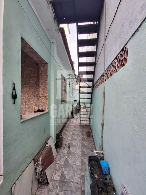 02 - 3