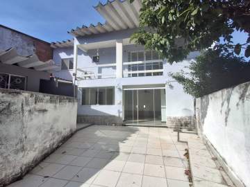 Casa 2 quartos à venda Jacarepaguá, Rio de Janeiro - R$ 300.000 - GICA20060