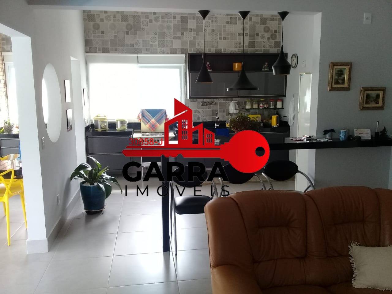 Foto 18 - 18