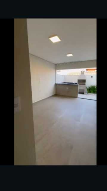 Screenshot_20260306-105717_Wha - 11