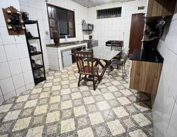 Casa 3 quartos à venda Parque Independência, Juiz de Fora - R$ 300.000 - REFV00475