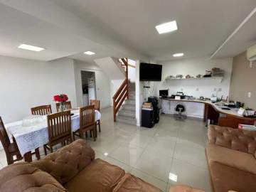 Cobertura 2 quartos à venda Centro, Três Rios - R$ 600.000 - REFV00373