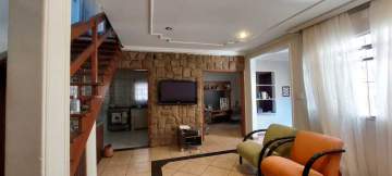 Casa 3 quartos à venda Linhares, Juiz de Fora - R$ 900.000 - REFV00386
