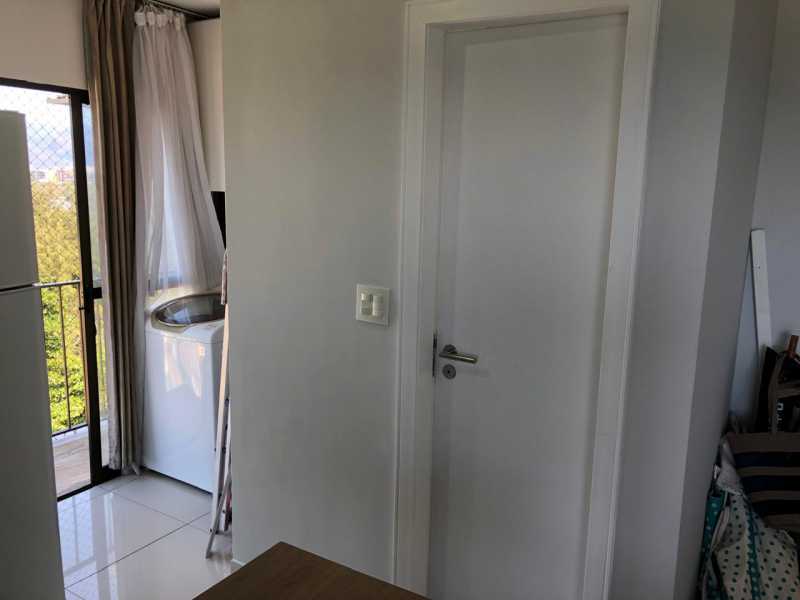 Conheça Imagem do WhatsApp de 2025-10- do imóvel - Vendo Apartamento de Frente Pra praia da Barra da Tijuca - Vista Mar - 176 - 16 Imagem do WhatsApp de 2025-10- - 16
