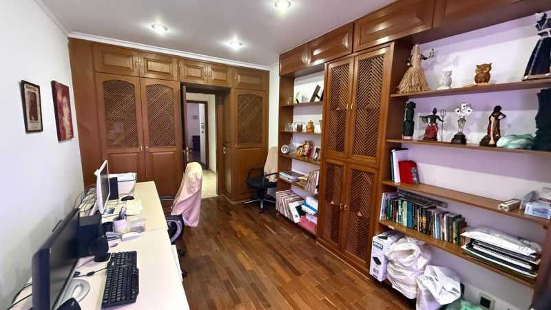 Conheça fgj. do imóvel - Vendo Apartamento Duplex Frontal Mar no Barramares - Barra da Tijuca - 250 - 24 fgj. - 24