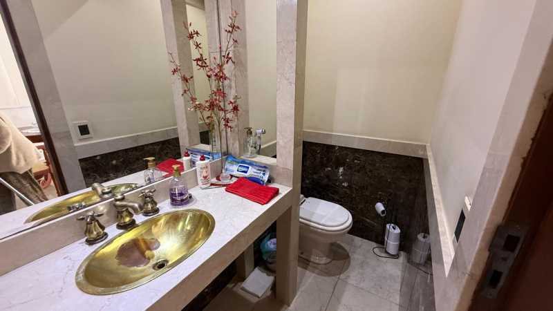 Conheça ryhn. do imóvel - Vendo Apartamento Duplex Frontal Mar no Barramares - Barra da Tijuca - 250 - 12 ryhn. - 12