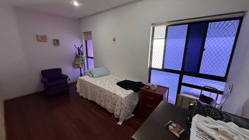 Conheça tyi. do imóvel - Vendo Apartamento Duplex Frontal Mar no Barramares - Barra da Tijuca - 250 - 26 tyi. - 26