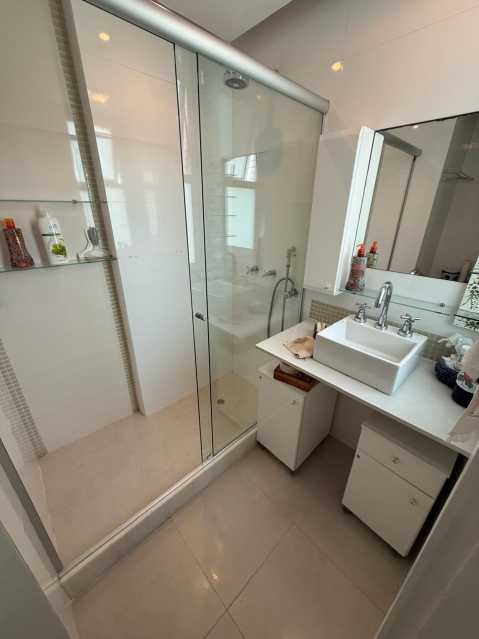Conheça 17. do imóvel - Vendo Apartamento na Praia da Barra da Tijuca reformado com Vista Mar - 265 - 17 17. - 17