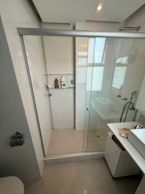 Conheça 18. do imóvel - Vendo Apartamento na Praia da Barra da Tijuca reformado com Vista Mar - 265 - 18 18. - 18