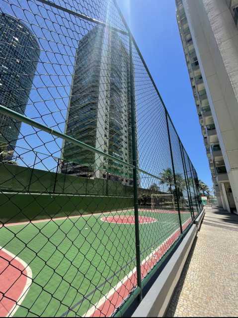 Conheça 3. do imóvel - Vendo Apartamento na Praia da Barra da Tijuca reformado com Vista Mar - 265 - 27 3. - 27