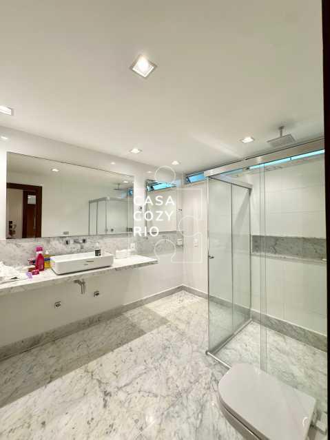 WhatsApp Image 2025-04-24 at 1 - 25