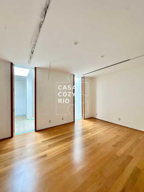 c926c563-0be9-485b-b5bd-7764ac - 24