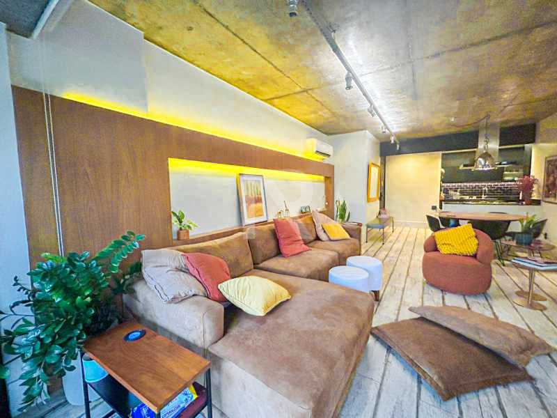 WhatsApp Image 2025-11-17 at 1 - 6