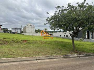 Condomínio Condomínio 7 Lagos - Terreno à venda no Condomínio 7 Lagos em Itatiba - TE8019