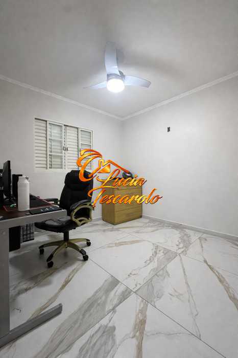 9E1AFB19-93AC-4A81-BB58-8DB045 - 9