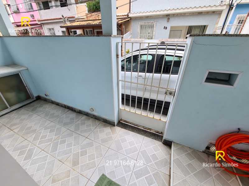 2 - Casa em Condomínio Fechad - 2