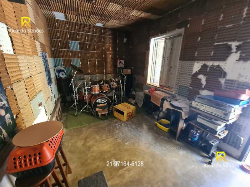 25 - Casa de Vila - com quinta - 25