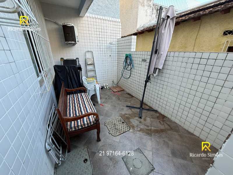 19 - Apartamento Tipo Casa - T - 19